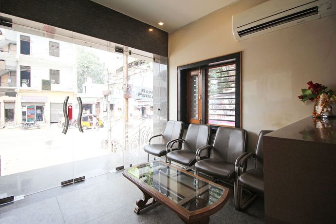 Imagen de los interiores del Hotel Rama Palace, Mathura. Foto 17