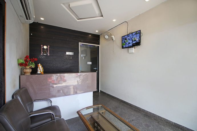 Imagen de los interiores del Hotel Rama Palace, Mathura. Foto 18