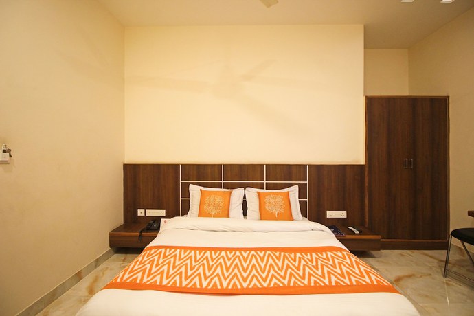 Imagen de la habitación del Hotel Rama Palace, Mathura. Foto 7