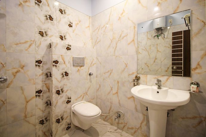 Imagen de la habitación del Hotel Rama Palace, Mathura. Foto 12