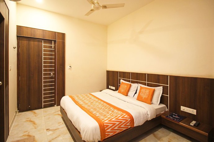 Imagen de la habitación del Hotel Rama Palace, Mathura. Foto 15