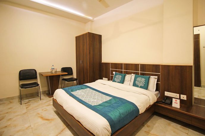 Imagen de la habitación del Hotel Rama Palace, Mathura. Foto 16