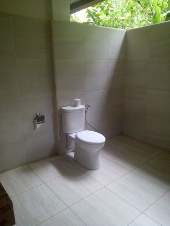 Imagen de la habitación del Hotel Rama Shinta. Foto 5