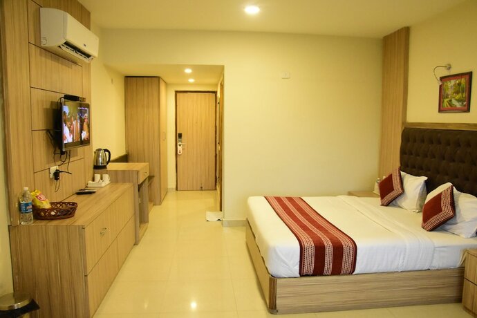 Imagen de la habitación del Hotel Rama Trident. Foto 20