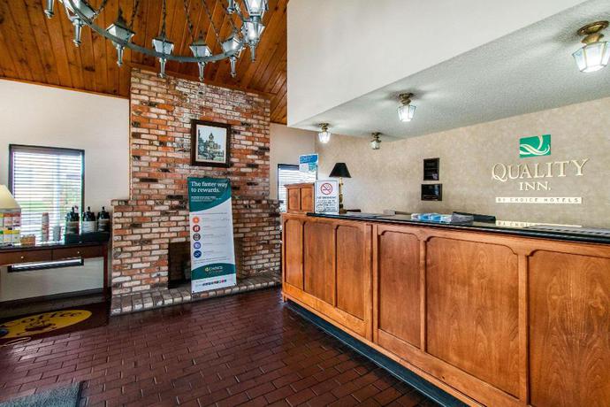 Imagen de los interiores del Hotel Ramada Bayside Inn & Suites Eureka. Foto 20