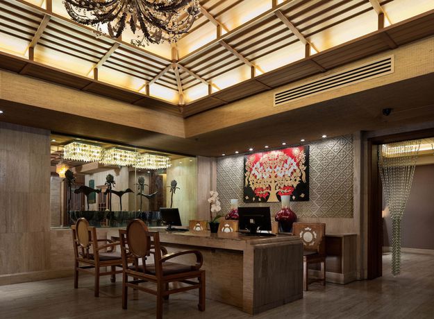 Imagen de los interiores del Hotel Ramada Beijing North. Foto 12