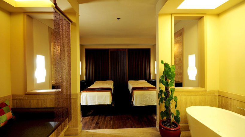 Imagen de los interiores del Hotel Ramada Beijing North. Foto 13