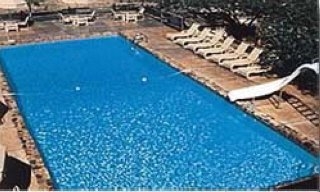 Imagen de la piscina del Hotel Ramada Branson. Foto 4