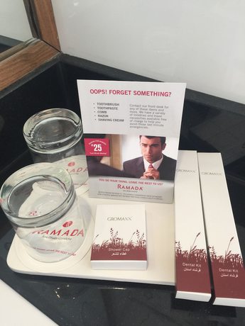 Imagen de la habitación del Hotel Ramada By Wyndham Abu Dhabi Corniche. Foto 10