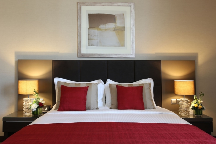 Imagen de la habitación del Hotel Ramada By Wyndham Abu Dhabi Downtown. Foto 5