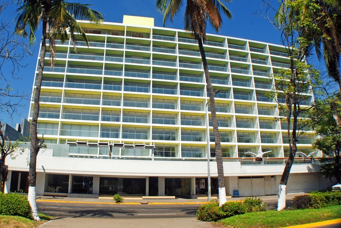 Imagen general del Hotel Ramada By Wyndham Acapulco and Suites. Foto 2