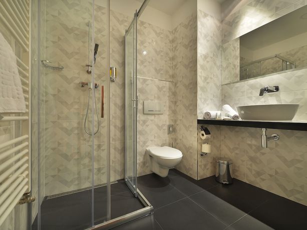 Imagen de la habitación del Hotel Ramada By Wyndham Airport Prague. Foto 13