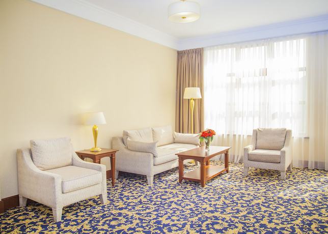 Imagen de la habitación del Hotel Ramada By Wyndham Almaty. Foto 6