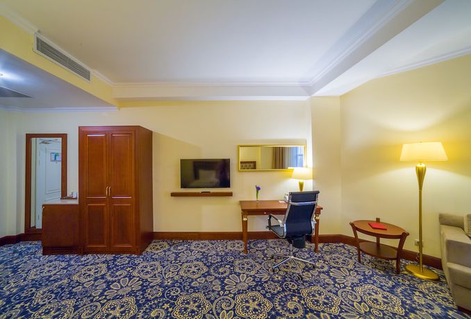 Imagen de la habitación del Hotel Ramada By Wyndham Almaty. Foto 12