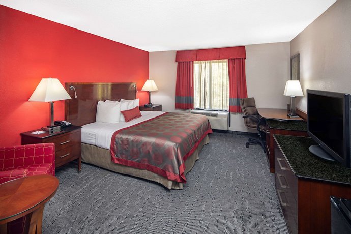 Imagen de la habitación del Hotel Ramada By Wyndham Alpharetta/atlanta North. Foto 8