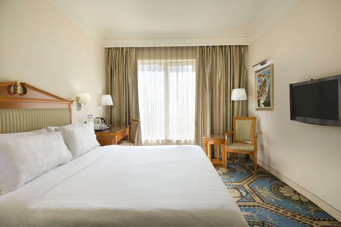 Imagen de la habitación del Hotel Ramada By Wyndham Amritsar. Foto 2