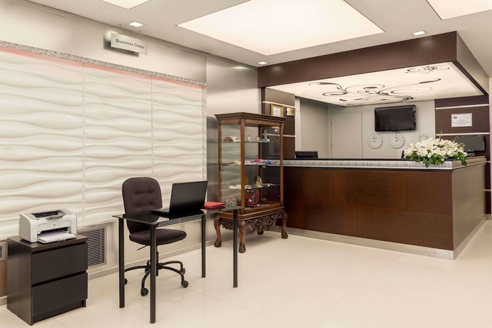 Imagen de los interiores del Hotel Ramada By Wyndham Ankara. Foto 18