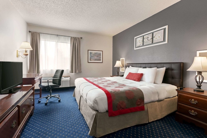 Imagen de la habitación del Hotel Ramada By Wyndham Arcata. Foto 2