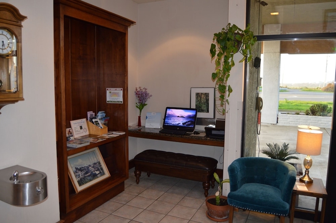 Imagen de los interiores del Hotel Ramada By Wyndham Arcata. Foto 16