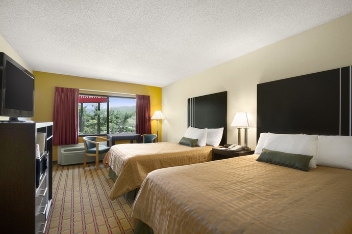 Imagen de la habitación del Hotel Ramada By Wyndham Asheville Near Downtown. Foto 3