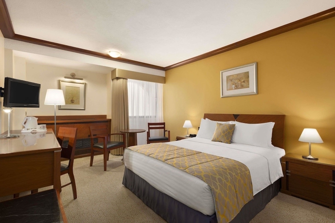 Imagen de la habitación del Hotel Ramada By Wyndham Bahrain. Foto 7