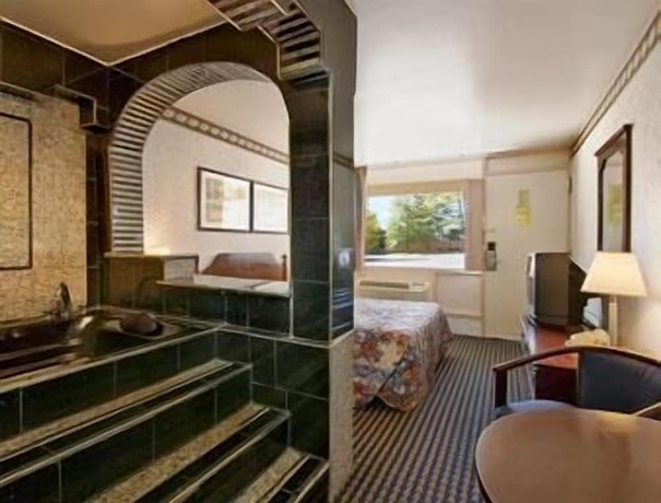 Imagen de la habitación del Hotel Ramada By Wyndham Baltimore West. Foto 14