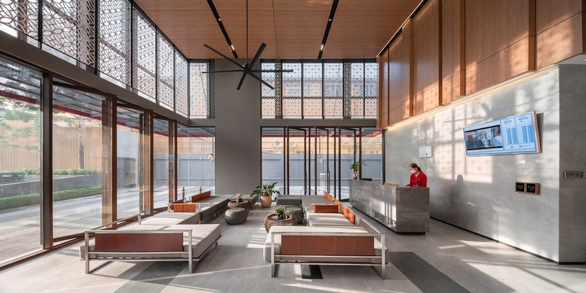 Imagen de los interiores del Hotel Ramada By Wyndham Bangkok Sukhumvit 87. Foto 16