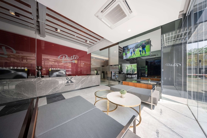 Imagen de los interiores del Hotel Ramada By Wyndham Bangkok Sukhumvit 87. Foto 17