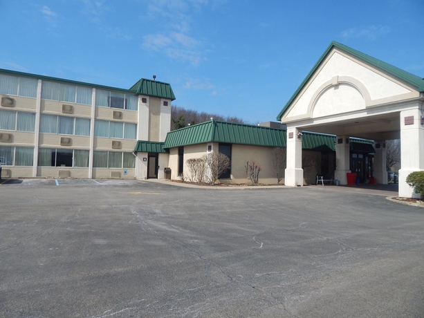 Imagen general del Hotel Ramada By Wyndham Beaver Falls. Foto 1