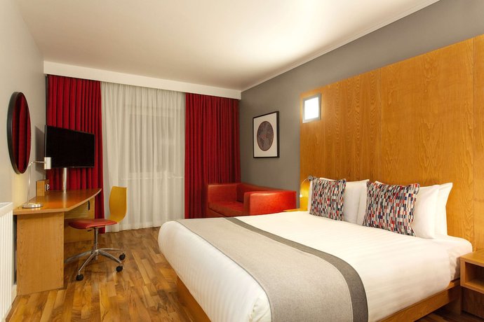 Imagen de la habitación del Hotel Ramada By Wyndham Belfast City Centre. Foto 10