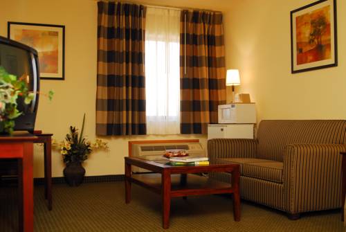 Imagen de la habitación del Hotel Ramada By Wyndham Bettendorf. Foto 4
