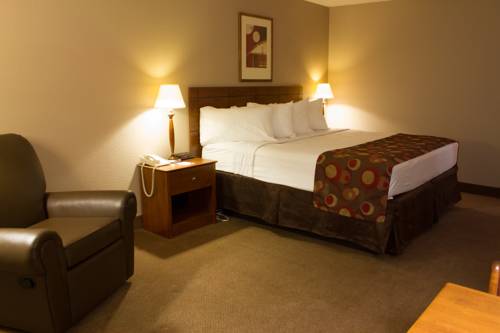 Imagen de la habitación del Hotel Ramada By Wyndham Bismarck. Foto 8