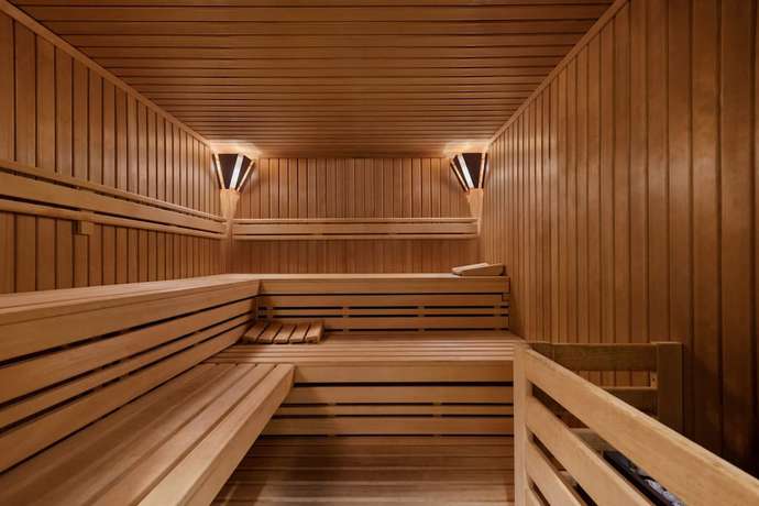 Imagen de la piscina del Hotel Ramada By Wyndham Bottrop. Foto 19