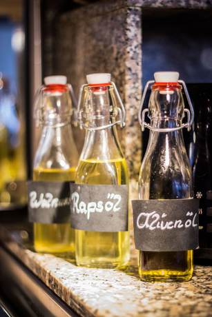 Imagen del bar/restaurante del Hotel Ramada By Wyndham Bottrop. Foto 4