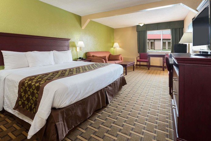 Imagen de la habitación del Hotel Ramada By Wyndham Bowling Green. Foto 9