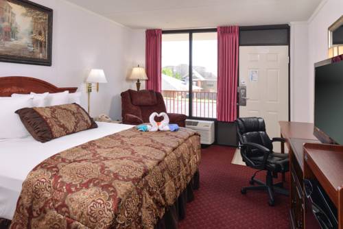 Imagen de la habitación del Hotel Ramada By Wyndham Branson. Foto 15