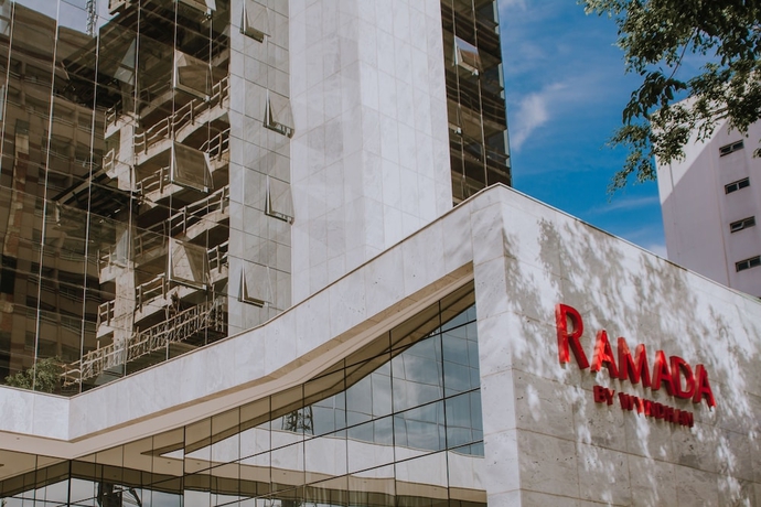 Imagen general del Hotel Ramada By Wyndham Brasilia Alvorada. Foto 1