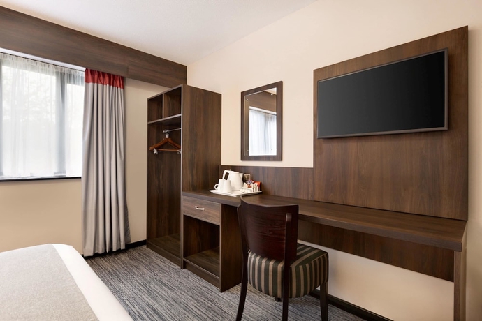 Imagen de la habitación del Hotel Ramada By Wyndham Bristol West. Foto 15