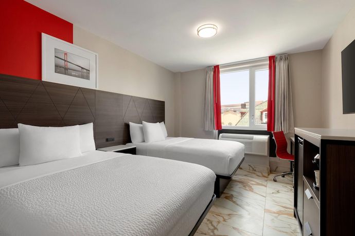 Imagen de la habitación del Hotel Ramada By Wyndham Brooklyn Empire Blvd. Foto 8