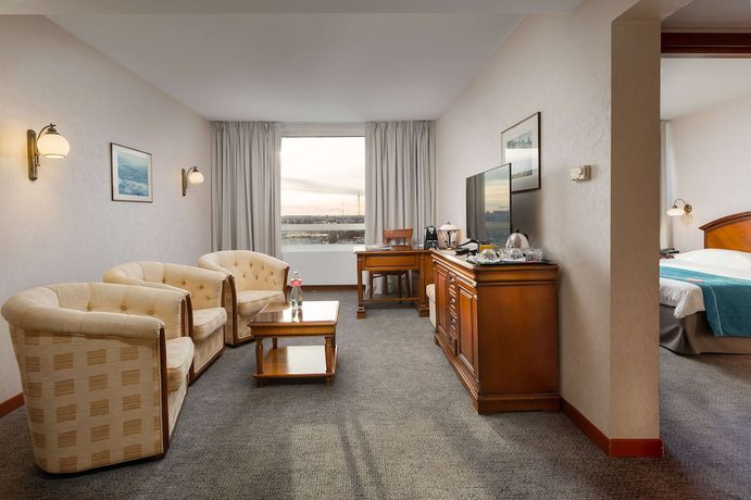 Imagen de la habitación del Hotel Ramada By Wyndham Bucharest Parc. Foto 11