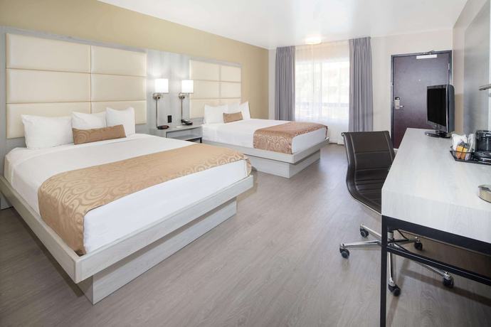 Imagen de la habitación del Hotel Ramada By Wyndham Burbank Airport. Foto 6
