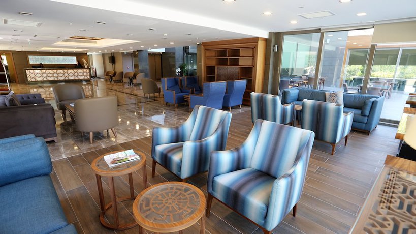 Imagen de los interiores del Hotel Ramada By Wyndham Bursa Çekirge Thermal and Spa. Foto 16