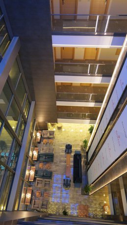 Imagen del bar/restaurante del Hotel Ramada By Wyndham Bursa Çekirge Thermal and Spa. Foto 2