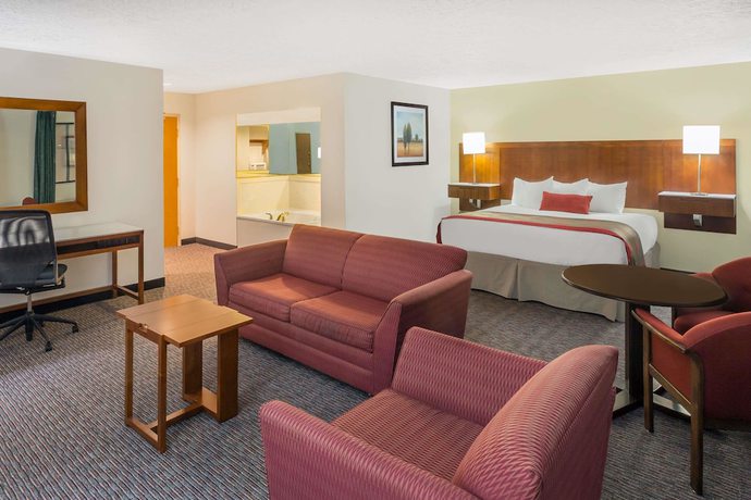 Imagen de la habitación del Hotel Ramada By Wyndham Cedar City. Foto 3