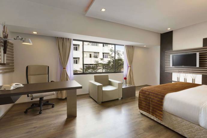 Imagen de la habitación del Hotel Ramada By Wyndham Chennai Egmore. Foto 7