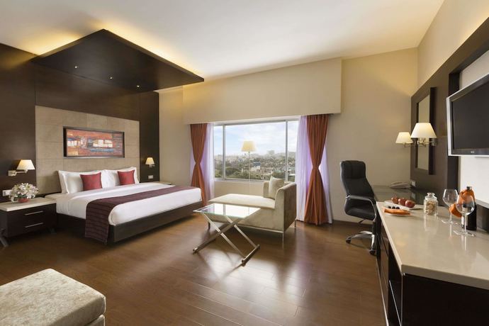 Imagen de la habitación del Hotel Ramada By Wyndham Chennai Egmore. Foto 9