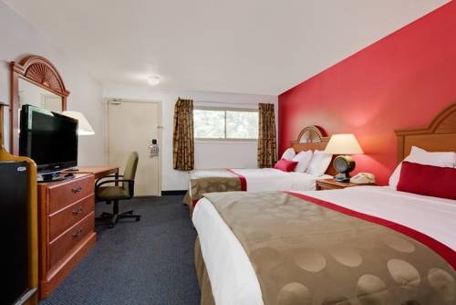 Imagen de la habitación del Hotel Ramada By Wyndham Cleveland Airport West. Foto 4