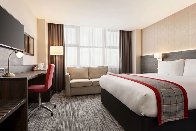 Imagen de la habitación del Hotel Ramada By Wyndham Cobham. Foto 10