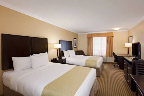 Imagen de la habitación del Hotel Ramada By Wyndham Cold Lake. Foto 3