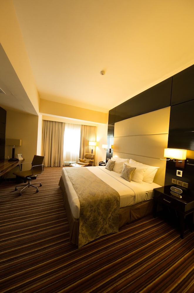 Imagen de la habitación del Hotel Ramada By Wyndham Colombo. Foto 13